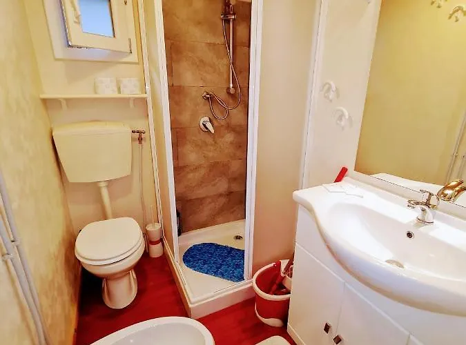 La Casa Del Sole Camping Merone
